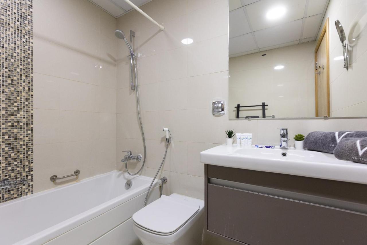 Bahay bakasyunan Spacious 1br With Full Marina View